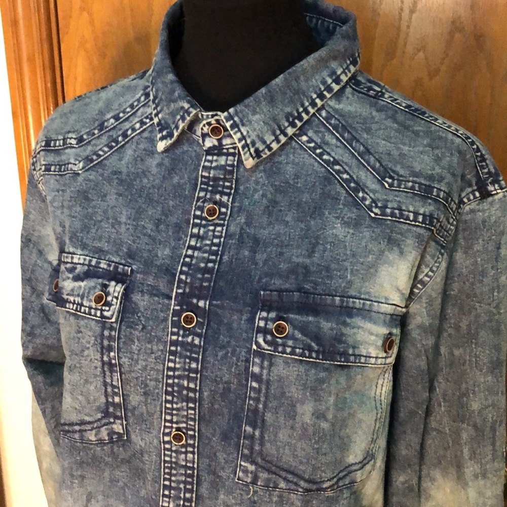 Men’s ROK Denim Button Down Shirt - Picture 2 of 6